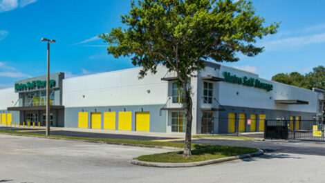 Front of Metro Self Storage facility.