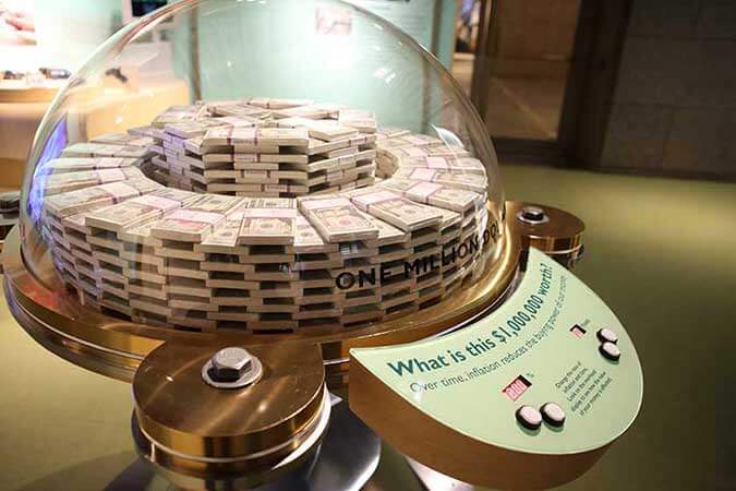 glass display with one million dollars inside at the money museum in chicago