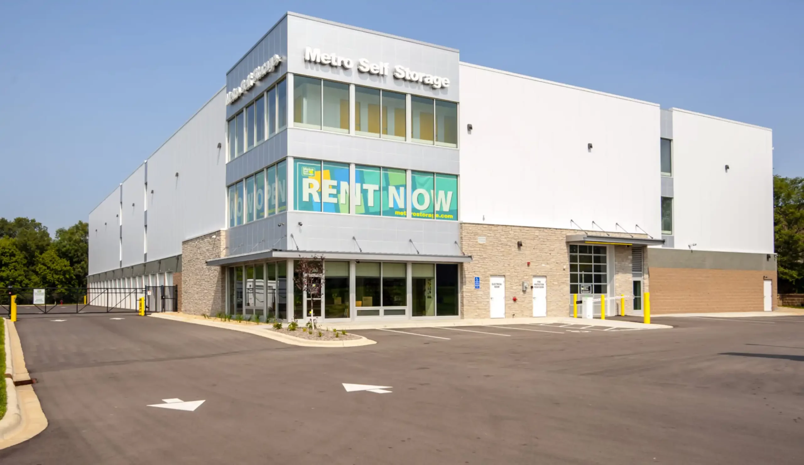 Self Storage Units in Bloomington, MN on 6200 W Old Shakopee Rd