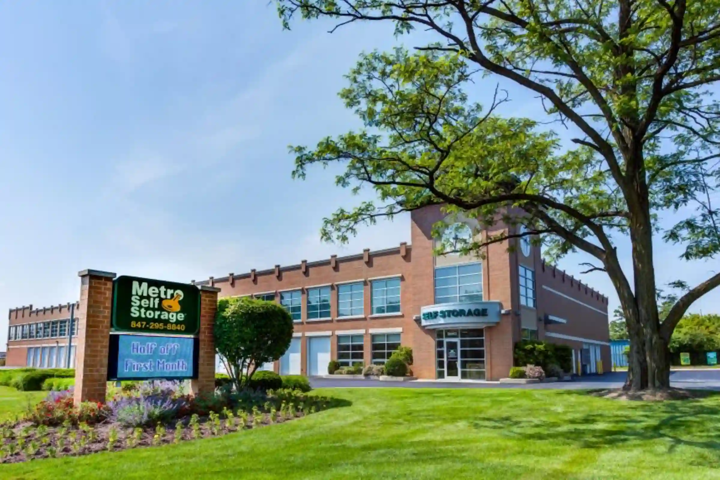 Storage Units in Round Lake Beach, IL 60073 Metro Self Storage